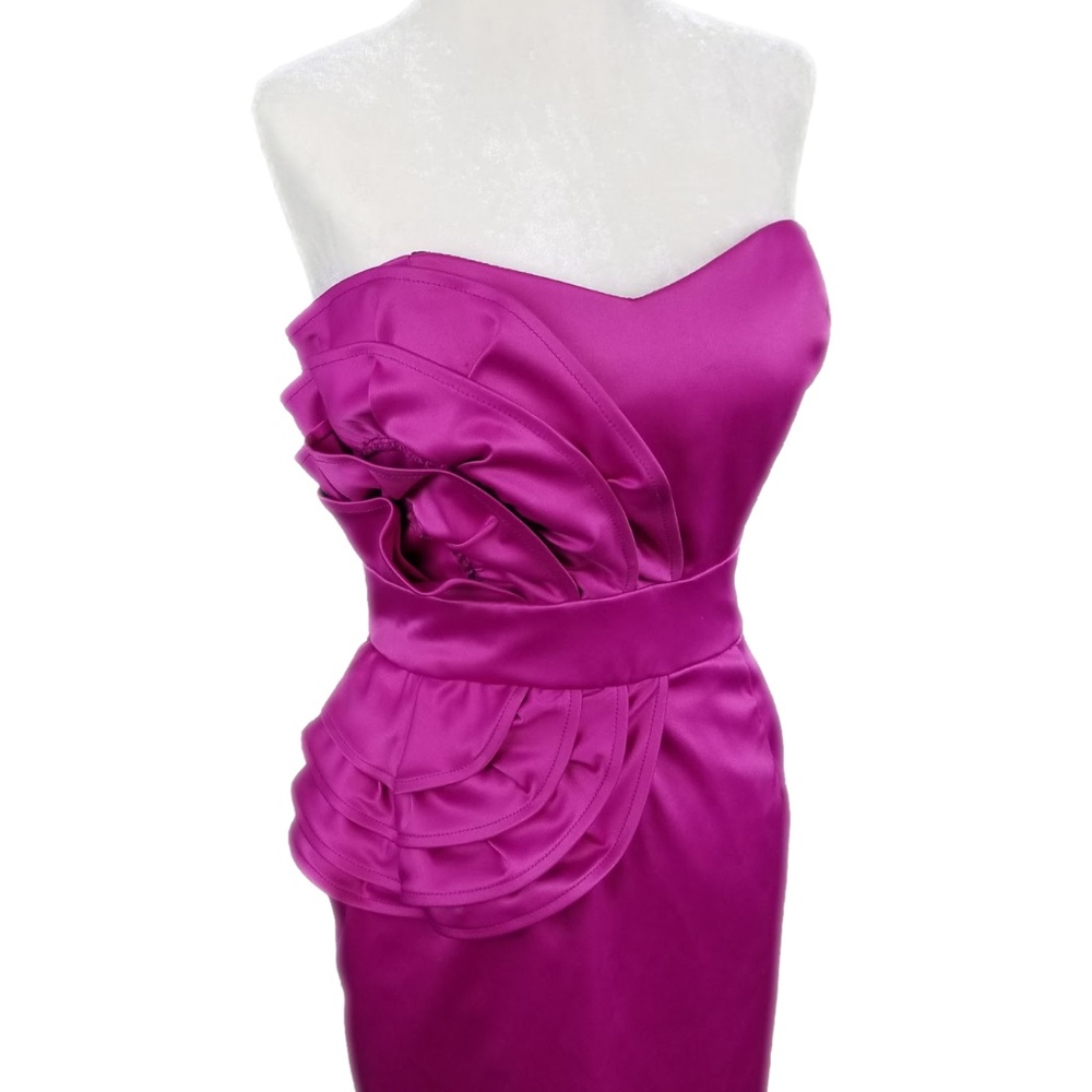 DRESS  Size 8 - Picture 2 of 8
